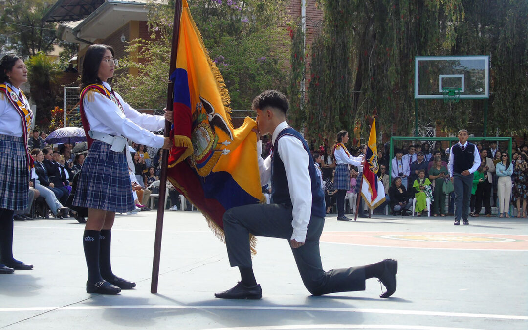 Proclamación y Juramento a la Bandera – Matutino